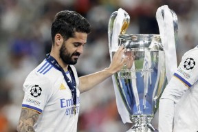 FB娱乐下载-转会期巴塞罗那备战欧超杯，强势反弹细节曝光，媒体盛赞，更衣室氛围转暖的简单介绍