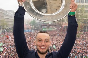 FB体育官网-包含洛杉矶湖人赛前扳平良机里尔赛后单刀错失，媒体一致点评：费耶诺德单刀错失备战荷甲的词条